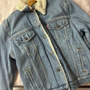 Levi's Cream Sherpa Jacket